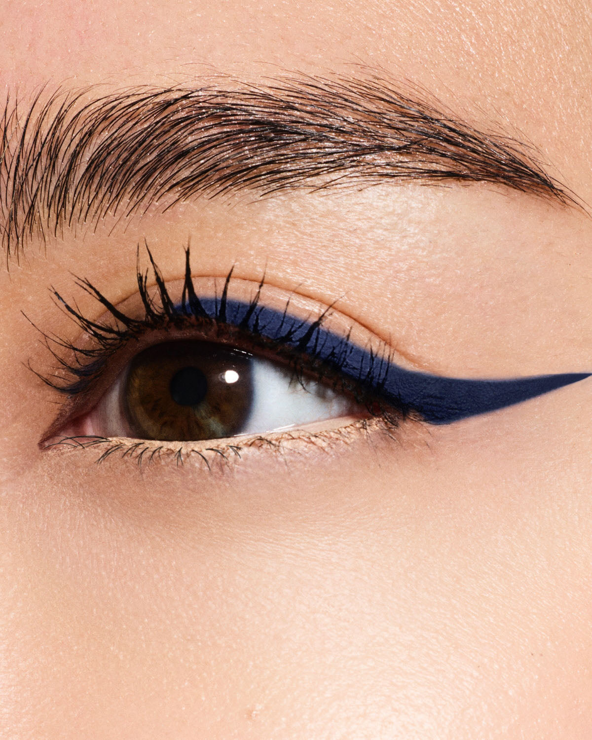Bold Eye Essentials Bundle: Eyeshadow Stick. Gel Eyeliner + Mascara